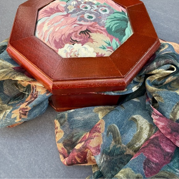 Floral Patterned Scarf with Vintage Wooden Jewellery Box - Picture 17 of 17